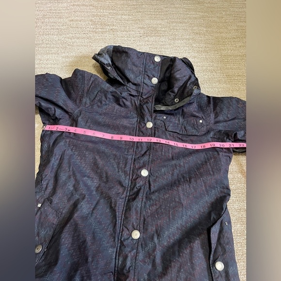 Columbia Omni-Tech Zig-Zag Winter Jacket - Medium - Picture 14 of 15